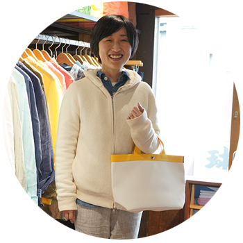 店舗スタッフ