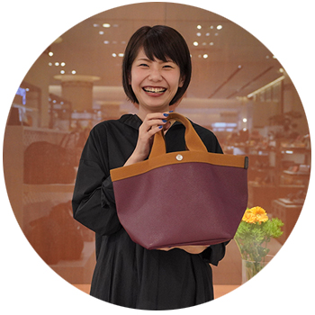 店舗スタッフ